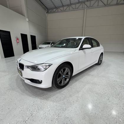 BMW 320i 2.0 16V TURBO ACTIVE FLEX 4P AUTOMÁTICO BMW 320i 2.0 16V TURBO ACTIVE FLEX 4P AUTOMÁTICO